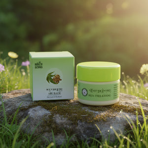 Baume Aru pour soulagement du froid et des rhumes, produit naturel de médecine tibétaine sur pierre en extérieur