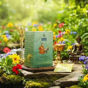 Livre de philosophie bouddhiste tibétaine avec statue de Bouddha et offrandes dans un jardin fleuri