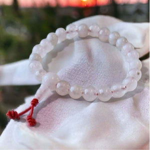 Bracelet de méditation en pierre claire avec nœuds rouges, objet bouddhiste tibétain pour la pratique spirituelle