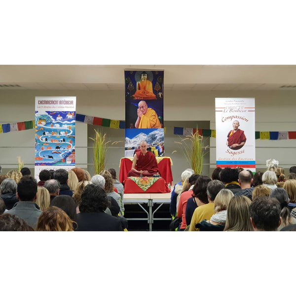 Conférence de méditation bouddhiste tibétaine avec Lama Samten, enseignement sur la compassion et le calme mental.