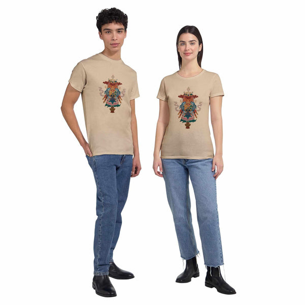 T-shirt beige avec motif bouddhiste tibétain coloré, symbole de la philosophie et culture himalayenne
