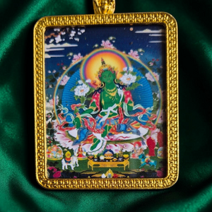 Pendentif bouddhiste tibétain avec Tara Verte, cadre doré, art sacré de l'Himalaya