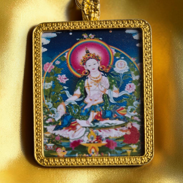 Pendentif bouddhiste tibétain avec thangka de déesse, cadre doré, art sacré de l'Himalaya